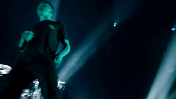 艺术留学干货 优秀的舞台设计如何“会说话”——舞台艺术造型策划全解析